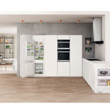 Réfrigérateur Combiné Encastrable WHIRLPOOL 250L (WHC18 T111) - installé en cuisine